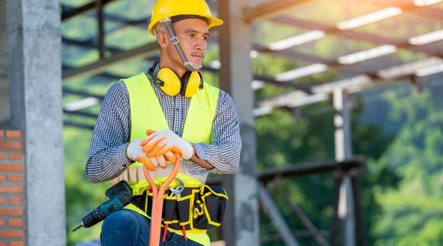 Expert top industrial roofings services in El Paso, IL